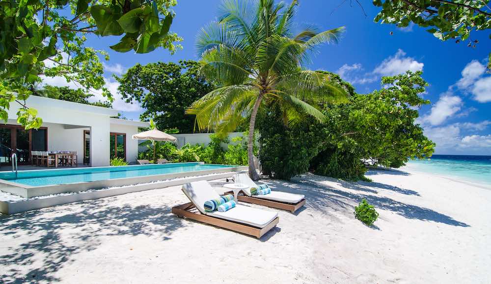 Beach Villa with Pool photo 4